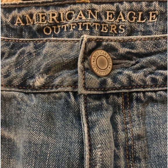 American Eagle Distressed Denim Shorts 10X5 Medium Wash Fringe Hem Summer - Picture 5 of 5